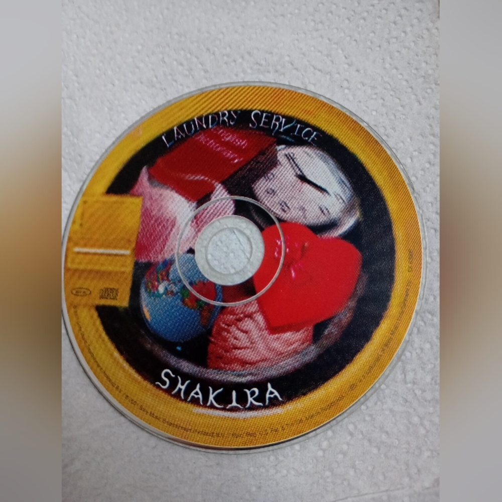 Shakira CD